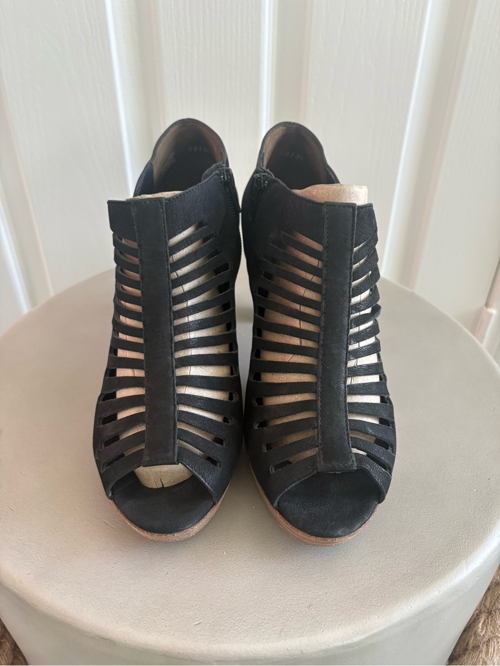 Paul Green | Tasha Black Nubuck Heels| US Sz 9 (UK 6.5) | Very Good Condition